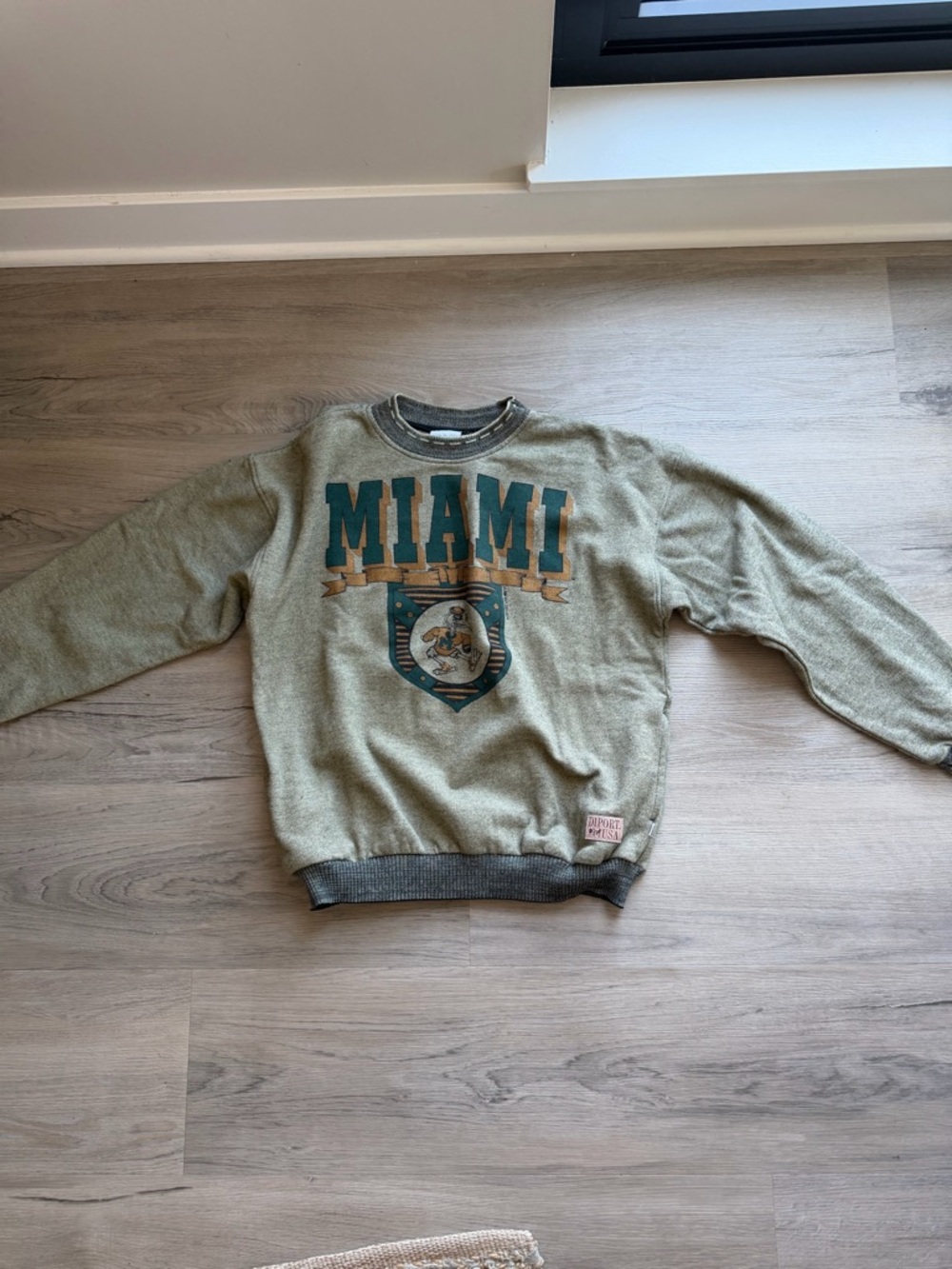 University of Miami vintage Graphic Crewneck Sweatshirt
